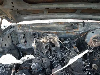 1992 Ford Bronco XL z VIN 1FMEU15N1NLA67132, wystawiony jako IAAI lot #41451821 z przebiegiem Nie podano mil oraz . Historia ofert i sprzedaży dostępna na DreamBid. Obrazek 10.