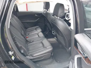 2018 Audi Q7 Prestige z VIN WA1VAAF75JD025929, wystawiony jako IAAI lot #41976794 z przebiegiem 89 640 mil mil oraz . Historia ofert i sprzedaży dostępna na DreamBid. Obrazek 8.