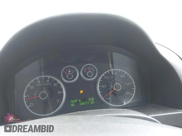 2009 Ford Fusion SEL with VIN 3FAHP08Z89R201925, listed as a IAAI auction lot 41299211 with 128,171 mi miles. Bid and sale history available at carsss.com. Image 7.