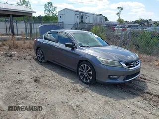 2014 Honda Accord Sport with VIN 1HGCR2F56EA288112, listed as a IAAI auction lot 41943936 with 237,900 mi miles and . Bid and sale history available at DreamBid. Image 1.