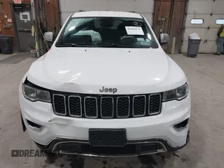 2018 Jeep Grand Cherokee Limited with VIN 1C4RJFBGXJC475110, listed as a IAAI auction lot 41858278 with 117,811 mi miles and . Bid and sale history available at DreamBid. Image 12.