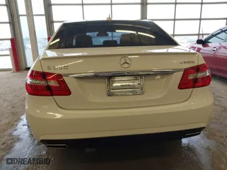 2013 Mercedes-Benz E-Class E 350 Luxury with VIN WDDHF8JBXDA745134, listed as a IAAI auction lot 41560286 with 125,208 mi miles. Bid and sale history available at carsss.com. Image 16.