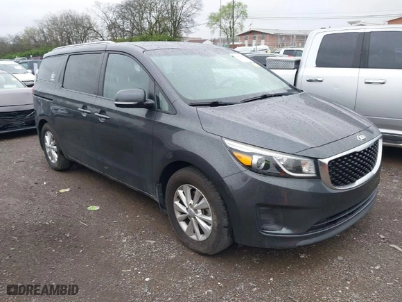 2016 Kia Sedona LX with VIN KNDMB5C17G6204296, listed as a IAAI auction lot 41908675 with 124,642 mi miles. Bid and sale history available at carsss.com. Image 1.