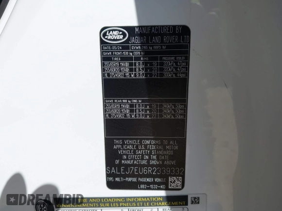 2024 Land Rover Defender S with VIN SALEJ7EU6R2339332, listed as a IAAI auction lot 41789041 with 1,752 mi miles and . Bid and sale history available at DreamBid. Image 9.