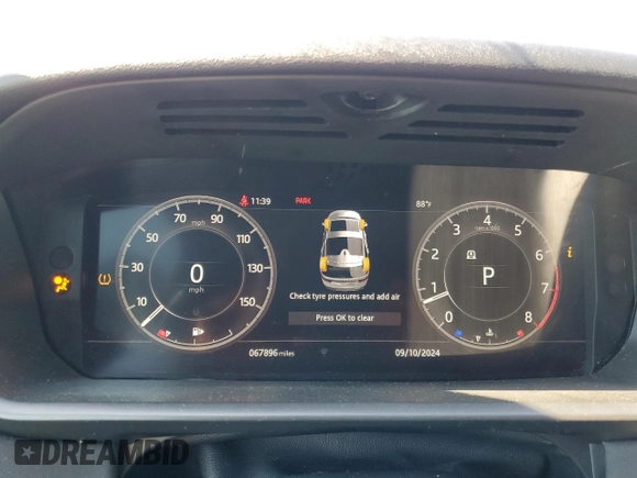 2018 Land Rover Discovery HSE with VIN SALRR2RV9JA075131, listed as a Copart auction lot 75483244 with 67,896 mi miles and Clean Title. Bid and sale history available at carsss.com. Image 9.
