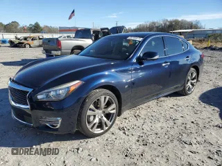 2015 Infiniti Q70 z VIN JN1BY1AR3FM562841, wystawiony jako Copart lot #88765475 z przebiegiem 204 039 mil mil oraz Szkoda całkowita • Salvage title. Historia ofert i sprzedaży dostępna na DreamBid. Obrazek 1.