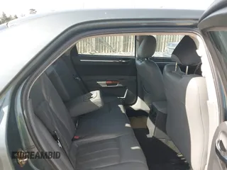 2005 Chrysler 300 with VIN 2C3AA63H45H502345, listed as a IAAI auction lot 41877543 with 96,541 mi miles. Bid and sale history available at carsss.com. Image 8.
