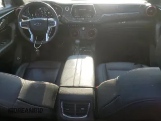 2020 Chevrolet Blazer RS z VIN 3GNKBKRS7LS693835, wystawiony jako Copart lot #56047675 z przebiegiem 62 752 mil mil oraz Szkoda całkowita • Salvage title. Historia ofert i sprzedaży dostępna na DreamBid. Obrazek 8.