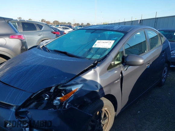 2015 Toyota Prius Four with VIN JTDKN3DU1F1949939, listed as a IAAI auction lot 41741074 with 186,714 mi miles. Bid and sale history available at carsss.com. Image 14.