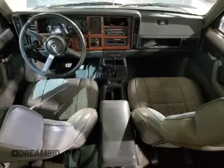 1993 Jeep Cherokee Country with VIN 1J4FJ78S7PL633801, listed as a Copart auction lot 83790814 with 88,333 mi miles and Clean Title. Bid and sale history available at carsss.com. Image 8.