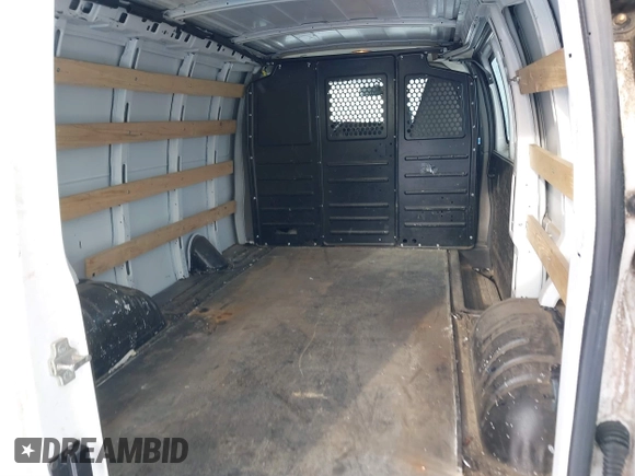2018 Chevrolet Express Cargo Van with VIN 1GCWGAFG3J1907420, listed as a IAAI auction lot 41510854 with 91,112 mi miles. Bid and sale history available at carsss.com. Image 8.