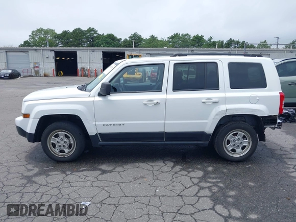 2012 Jeep Patriot Sport with VIN 1C4NJPBA1CD687312, listed as a IAAI auction lot 42651235 with 122,206 mi miles and . Bid and sale history available at DreamBid. Image 14.