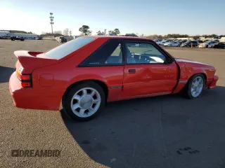 1993 Ford Mustang z VIN 1FACP42D5PF176622, wystawiony jako Copart lot #88132295 z przebiegiem Nie podano mil oraz Szkoda całkowita • Salvage title. Historia ofert i sprzedaży dostępna na DreamBid. Obrazek 3.