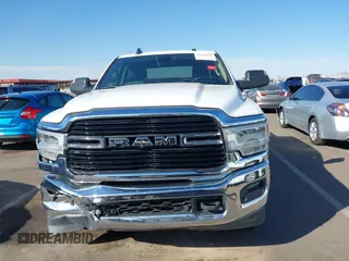 2019 Ram 2500 Lone Star with VIN 3C6UR5ML2KG635784, listed as a IAAI auction lot 41630048 with 89,084 mi miles and . Bid and sale history available at DreamBid. Image 12.