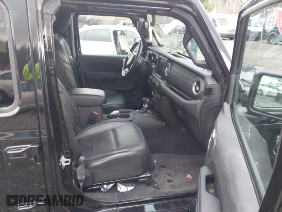 2022 Jeep Wrangler Unlimited Sahara with VIN 1C4HJXEG4NW186063, listed as a IAAI auction lot 40927600 with 22,430 mi miles and . Bid and sale history available at DreamBid. Image 5.