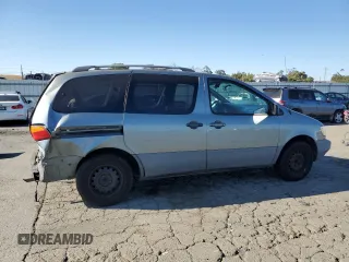 2000 Toyota Sienna CE with VIN 4T3ZF19C9YU222343, listed as a Copart auction lot 69520224 with 524,710 mi miles and Salvage Title. Bid and sale history available at carsss.com. Image 3.