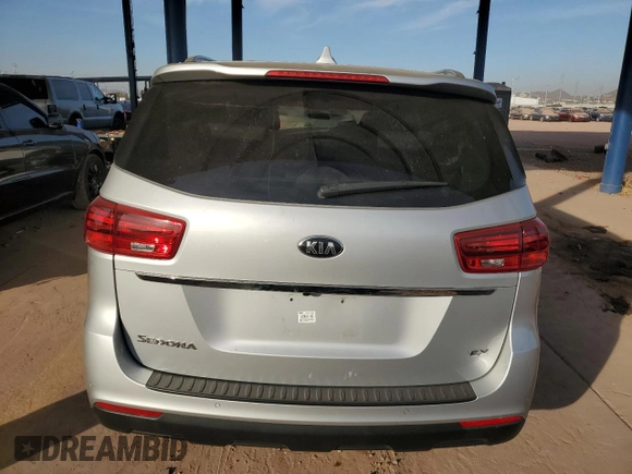 2020 Kia Sedona EX with VIN KNDMB5C11L6618720, listed as a Copart auction lot 86385204 with 60,612 mi miles and Salvage Title. Bid and sale history available at carsss.com. Image 6.