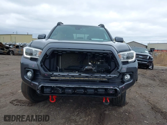 2021 Toyota Tacoma 4WD SR with VIN 3TMCZ5AN2MM406293, listed as a IAAI auction lot 41925585 with 52,243 mi miles. Bid and sale history available at carsss.com. Image 12.