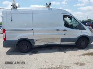 2016 Ford Transit Cargo с VIN 1FTYE1CM0GKB33378, выставлен на аукционе IAAI как лот 42327987 с пробегом 156 020 миль миль и . История ставок и продаж доступна на DreamBid. Изображение 13.