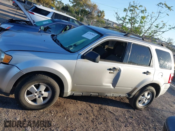 2012 Ford Escape XLT with VIN 1FMCU9DGXCKA17714, listed as a IAAI auction lot 41787003 with 179,074 mi miles and . Bid and sale history available at DreamBid. Image 14.