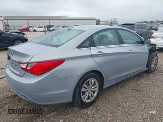 2011 Hyundai Sonata GLS with VIN 5NPEB4AC6BH190215, listed as a IAAI auction lot 41918753 with 91,814 mi miles and . Bid and sale history available at carsss.com. Image 4.
