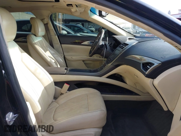 2013 Lincoln MKZ with VIN 3LN6L2G90DR828374, listed as a IAAI auction lot 42272529 with 137,640 mi miles and . Bid and sale history available at DreamBid. Image 5.