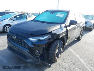 2022 Toyota RAV4 XLE with VIN 2T3W1RFV6NW202715, listed as a IAAI auction lot 41945039 with 68,129 mi miles. Bid and sale history available at carsss.com. Image 17.