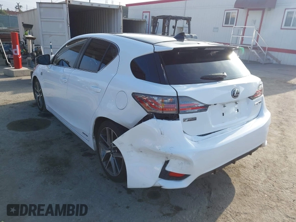 2016 Lexus CT 200h z VIN JTHKD5BH6G2261787, wystawiony jako IAAI lot #42667277 z przebiegiem 152 082 mil mil oraz . Historia ofert i sprzedaży dostępna na DreamBid. Obrazek 3.