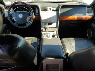2006 Lincoln Navigator Luxury with VIN 5LMFU27586LJ16641, listed as a Copart auction lot 79406364 with 129,960 mi miles and Salvage Title. Bid and sale history available at carsss.com. Image 8.