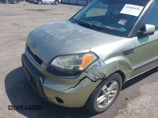 2010 Kia Soul + with VIN KNDJT2A20A7138511, listed as a IAAI auction lot 41884456 with 259,424 mi miles and . Bid and sale history available at DreamBid. Image 6.