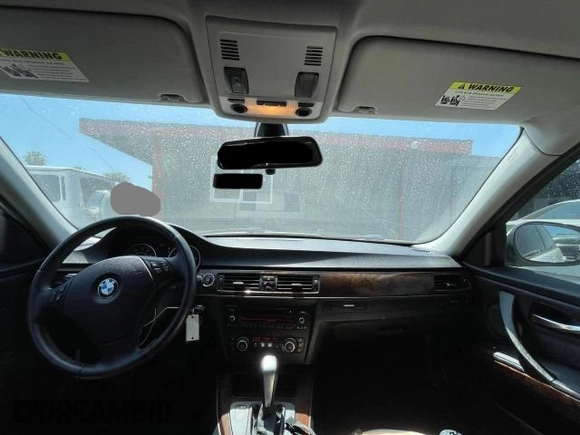 2011 BMW 3 Series 328i with VIN WBAPH5G57BNM75847, listed as a Copart auction lot 46553375 with 140,153 mi miles and Clean Title. Bid and sale history available at DreamBid. Image 9.