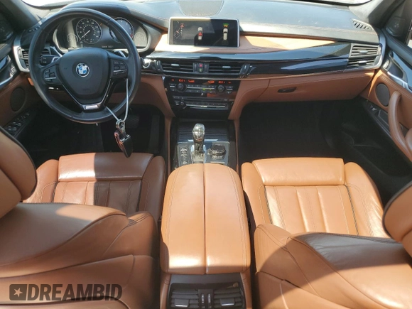 2016 BMW X5 xDrive50i с VIN 5UXKR6C58G0J81186, выставлен на аукционе Copart как лот 56649005 с пробегом 108 049 миль миль и Списание • Salvage title. История ставок и продаж доступна на DreamBid. Изображение 8.