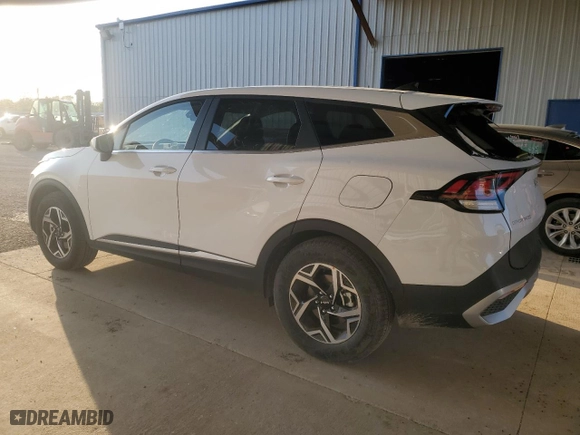 2025 Kia Sportage LX with VIN 5XYK23DF8SG314446, listed as a Copart auction lot 50294635 with 1,402 mi miles and Clean Title. Bid and sale history available at carsss.com. Image 2.