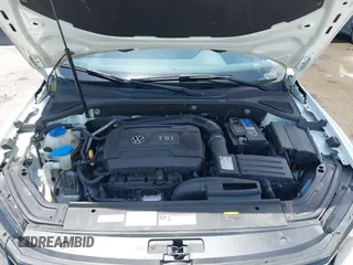 2016 Volkswagen Passat S z VIN 1VWAT7A33GC056162, wystawiony jako IAAI lot #42476725 z przebiegiem 88 872 mil mil oraz . Historia ofert i sprzedaży dostępna na DreamBid. Obrazek 10.