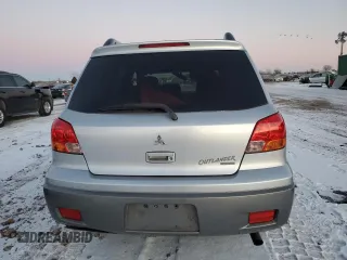 2004 Mitsubishi Outlander LS with VIN JA4LZ31F84U007214, listed as a Copart auction lot 88141275 with 147,391 mi miles and Salvage Title. Bid and sale history available at carsss.com. Image 6.