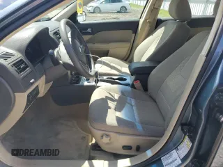 2012 Ford Fusion SE with VIN 3FAHP0HG9CR185126, listed as a Copart auction lot 54880135 with 178,400 mi miles and Non repairable. Bid and sale history available at DreamBid. Image 7.