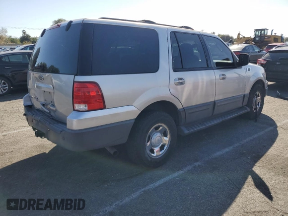 2004 Ford Expedition Special Service with VIN 1FMFU15LX4LB06382, listed as a Copart auction lot 47529795 with 125,902 mi miles and Salvage Title. Bid and sale history available at carsss.com. Image 3.