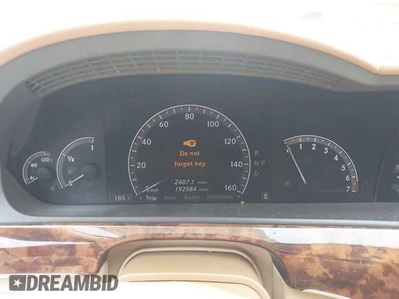 2007 Mercedes-Benz S 550 с VIN WDDNG71X47A108623, выставлен на аукционе IAAI как лот 42395736 с пробегом 192 584 миль миль и . История ставок и продаж доступна на DreamBid. Изображение 7.