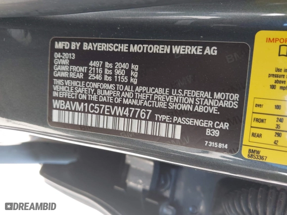 2014 BMW X1 sDrive28i with VIN WBAVM1C57EVW47767, listed as a IAAI auction lot 41867313 with 90,431 mi miles. Bid and sale history available at carsss.com. Image 9.