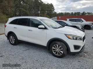 2017 Kia Sorento L with VIN 5XYPG4A31HG255174, listed as a Copart auction lot 85169244 with 140,773 mi miles and Clean Title. Bid and sale history available at carsss.com. Image 4.