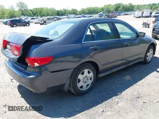 2005 Honda Accord LX z VIN 1HGCM56435A197273, wystawiony jako IAAI lot #42217376 z przebiegiem 301 204 mil mil oraz . Historia ofert i sprzedaży dostępna na DreamBid. Obrazek 4.