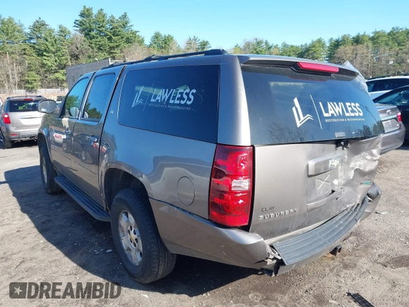2011 Chevrolet Suburban LT с VIN 1GNSKJE3XBR126576, выставлен на аукционе IAAI как лот 42093300 с пробегом 255 976 миль миль и . История ставок и продаж доступна на DreamBid. Изображение 14.
