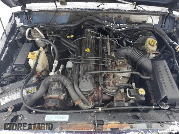 2001 Jeep Cherokee Sport with VIN 1J4FT48S91L580230, listed as a Copart auction lot 43455475 with 182,588 mi miles and Non Repairable. Bid and sale history available at carsss.com. Image 11.