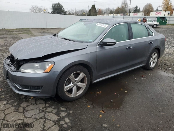 2012 Volkswagen Passat SE with VIN 1VWBP7A3XCC040866, listed as a Copart auction lot 82473374 with 157,391 mi miles and Salvage Title. Bid and sale history available at carsss.com. Image 1.