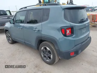 2017 Jeep Renegade Sport z VIN ZACCJAAB9HPF86929, wystawiony jako IAAI lot #42433375 z przebiegiem 218 378 mil mil oraz . Historia ofert i sprzedaży dostępna na DreamBid. Obrazek 3.