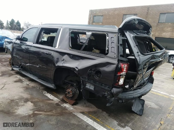 2015 Chevrolet Suburban LT with VIN 1GNSCJKC5FR717003, listed as a IAAI auction lot 38529253 with NaN miles. Bid and sale history available at carsss.com. Image 3.