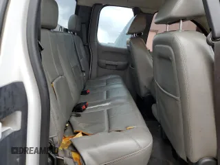 2007 Chevrolet Silverado 1500 LT w/1LT with VIN 1GCEC19087Z561266, listed as a Copart auction lot 68444634 with 283,996 mi miles and Salvage Title. Bid and sale history available at carsss.com. Image 10.