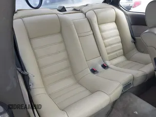1985 BMW 6 Series 635CSi with VIN WBAEC8400F0610637, listed as a IAAI auction lot 41935412 with 129,943 mi miles. Bid and sale history available at carsss.com. Image 8.