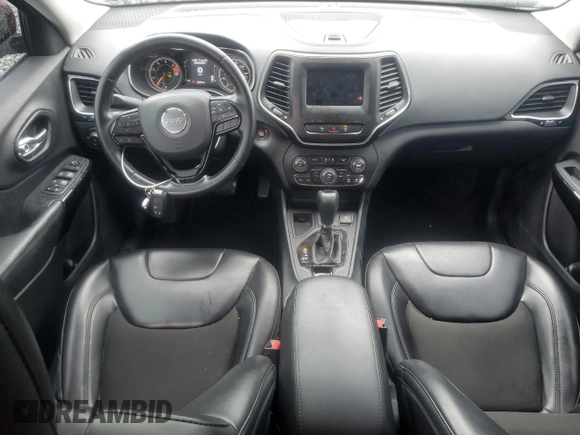 2021 Jeep Cherokee Latitude Plus z VIN 1C4PJLLB2MD183619, wystawiony jako Copart lot #56592595 z przebiegiem 33 243 mil mil oraz Czysty tytuł • Clean title. Historia ofert i sprzedaży dostępna na DreamBid. Obrazek 8.