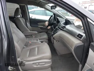 2017 Honda Odyssey EX-L with VIN 5FNRL5H66HB010100, listed as a IAAI auction lot 42088394 with Not Provided miles and . Bid and sale history available at DreamBid. Image 5.